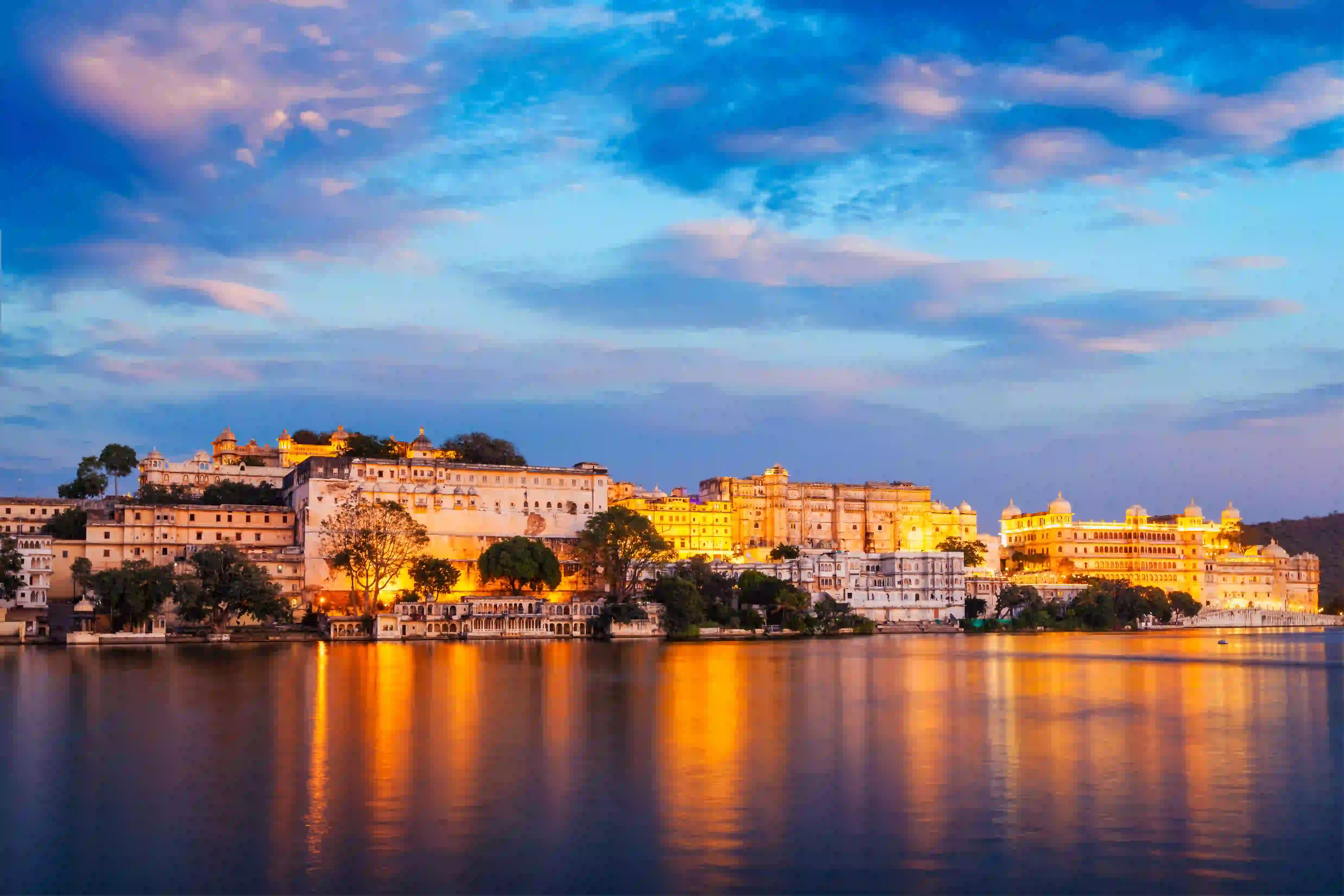 Udaipur Overnight Tour from Jaipur by Car